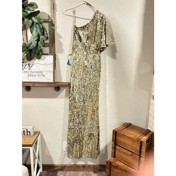 Mac Duggal 93540 Gold Sequined Olive One Shoulder Gown, Size 2, NWT - Picture 2 of 9